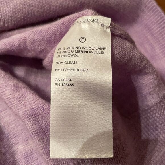 Lord & Taylor Extra Fine Merino Wool Sweater Size Medium Petite - Picture 7 of 7